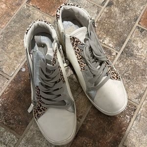 Dolce vita high top tennis shoes